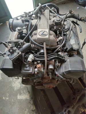 Motore Toyota 1UZFE V8