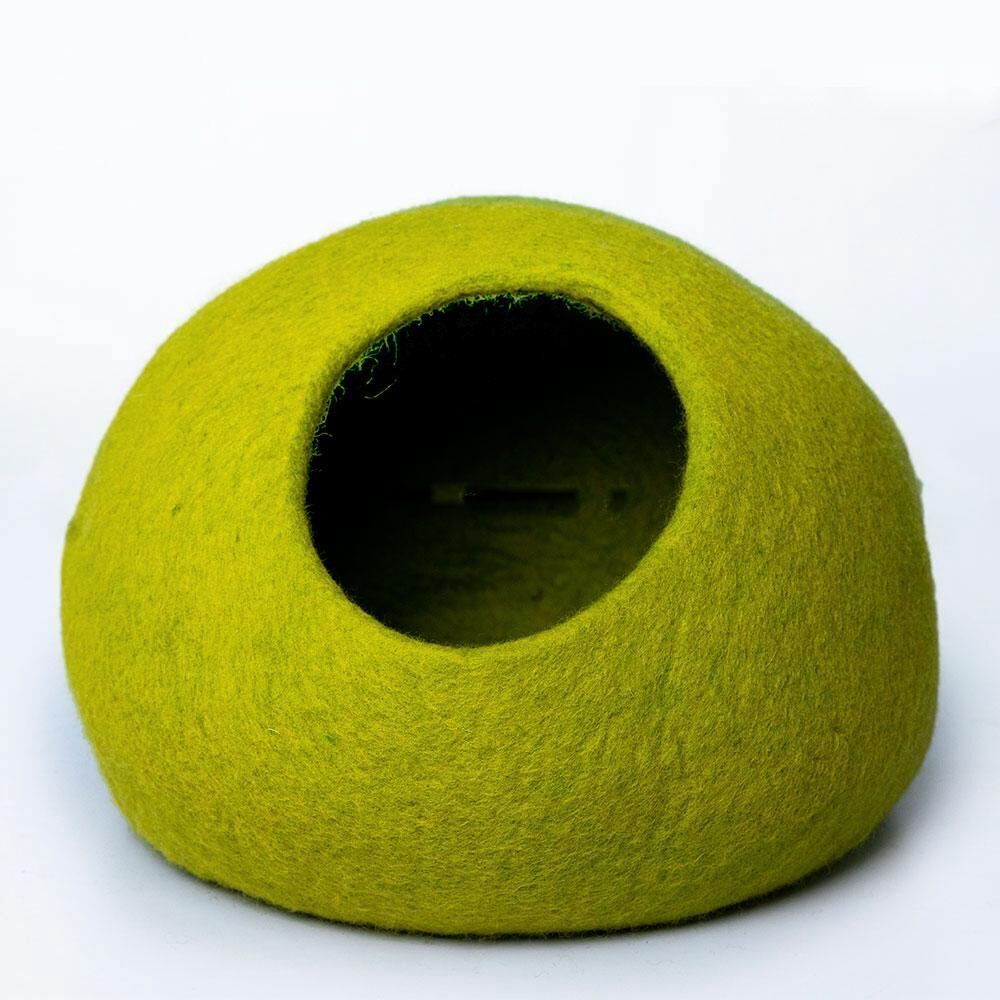 Serenely Simple: Single Color Round Shape Felt Cat Cave