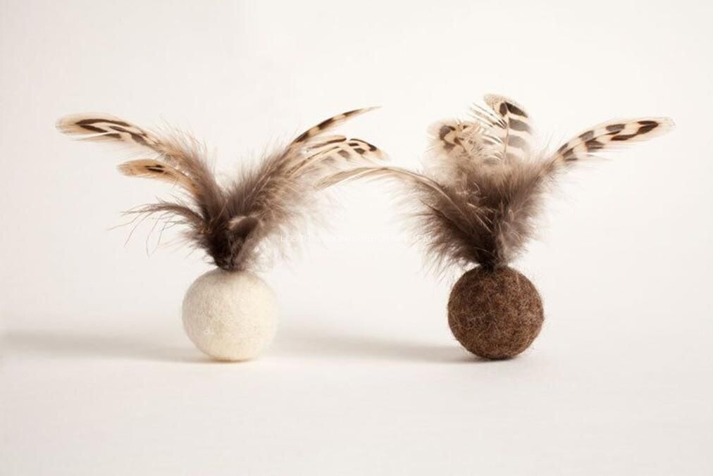 Cat ball with bell sale