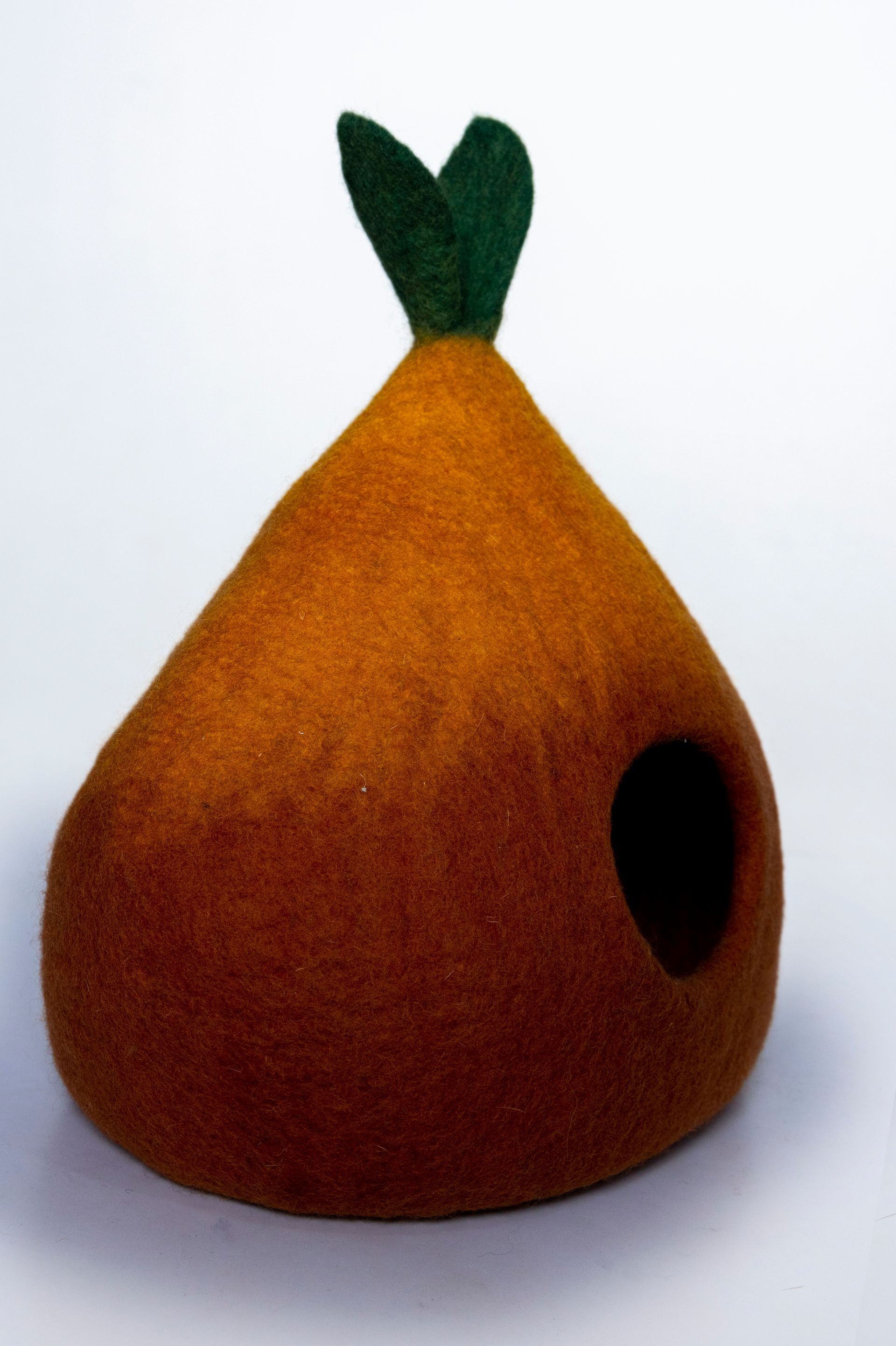 Harmony Haven: Leaf Design Multi-Color Felt Cat Cave