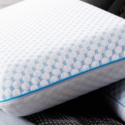 Weekender Gel Memory Foam Pillow w/ cover - Standard