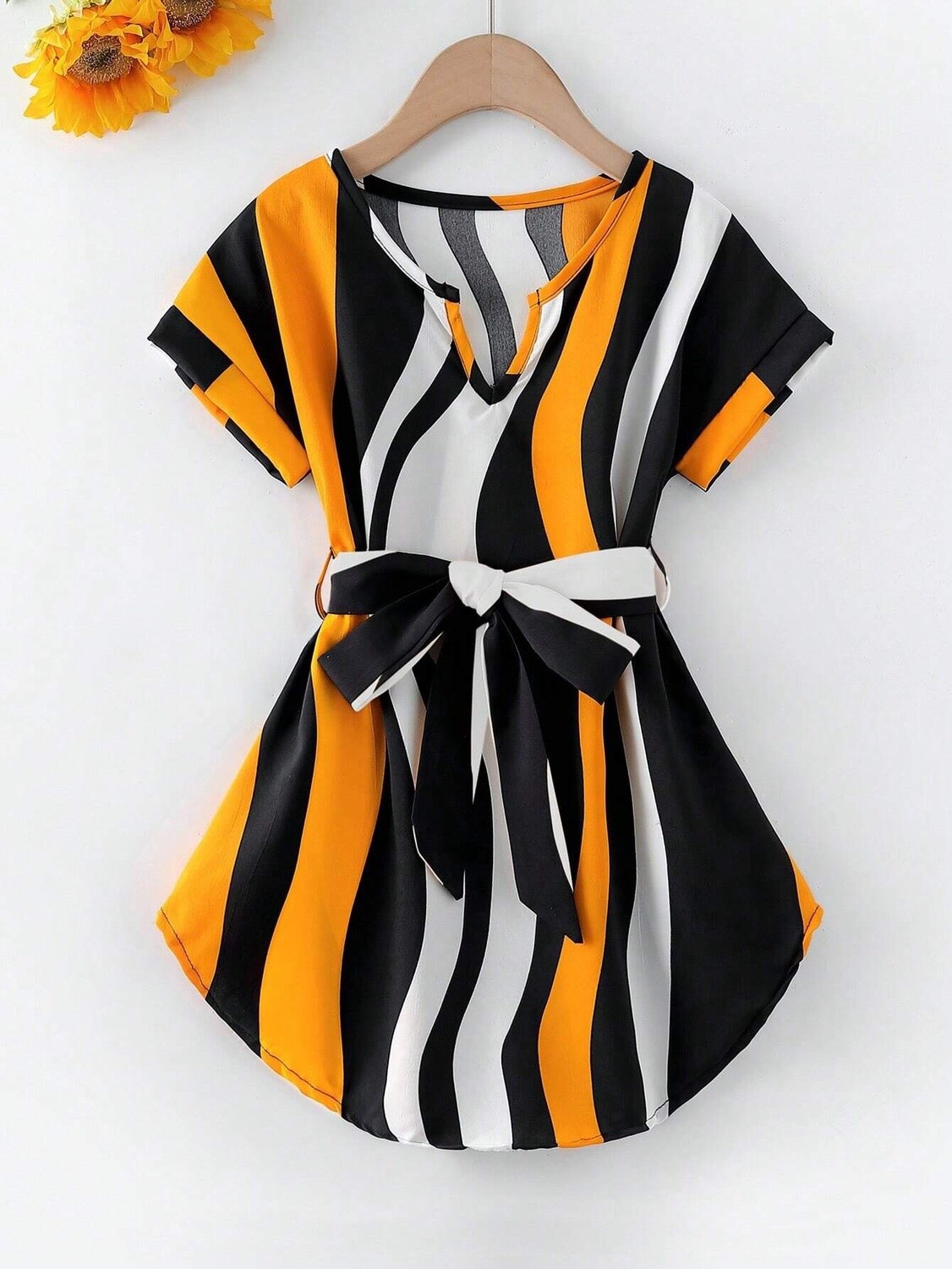 Young Girl Colourblock Notched Neck Dolman Sleeve Belted Dress