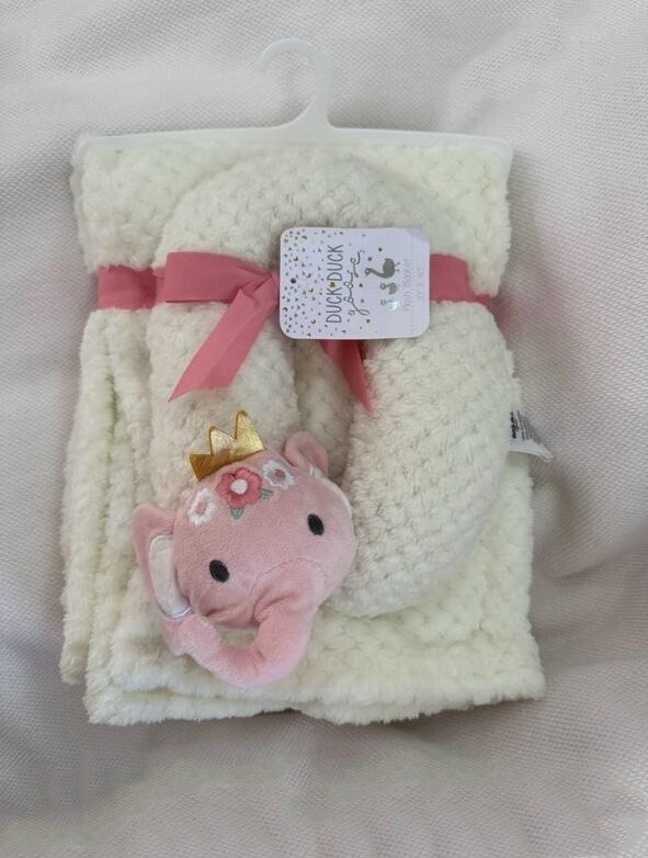 Duck Duck Goose Plush Blanket &amp; Neck Pillow Set (White)