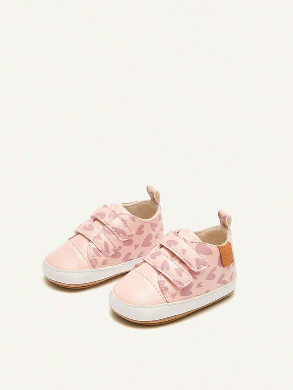Lovely Princess Style Heart Pattern Flat Sport Shoes For Infants And Toddlers