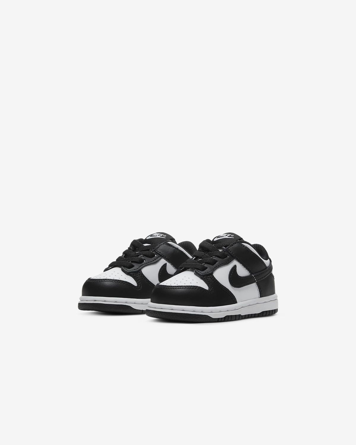 Nike Dunk Low - Black &amp; White