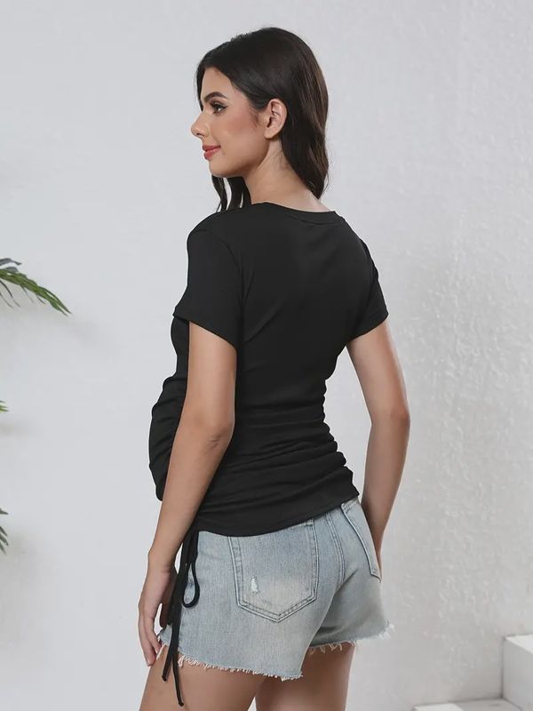 Maternity Chic Ribbed Tee - Black