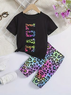 2pcs LOVE Graphic T-shirt &amp; Leopard Print Biker Shorts Set