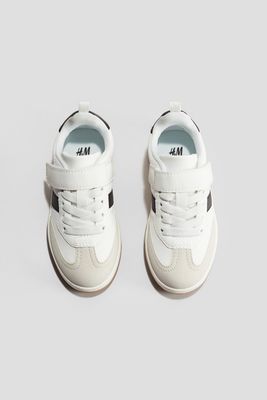 H&amp;M  Boys Colour Block Sneakers