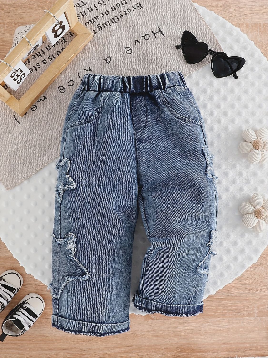 Girls&#39; Loose Fit Wide Leg Denim Shorts with Elastic Waistband &amp; Star Cut-Out, Size: 12-18M