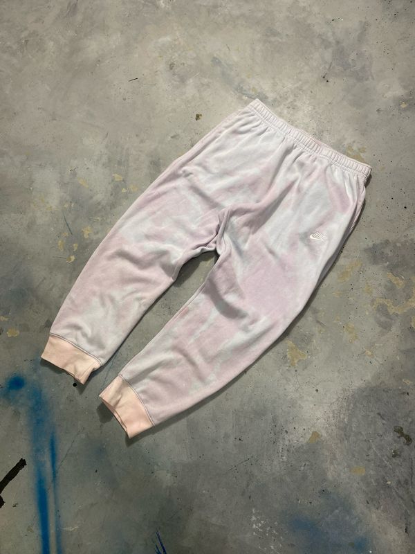 Spodnie Nike Tiedye Sweatpants Pink 43 cm pas