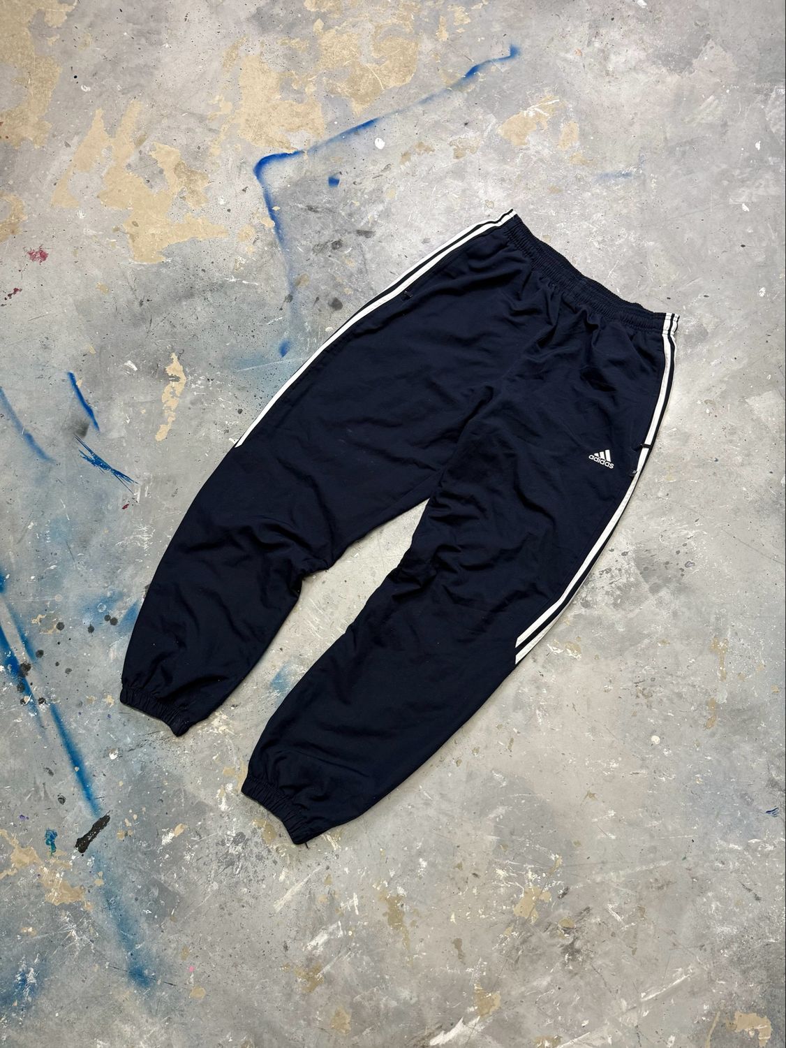 Spodnie Adidas Stripes Sweatpants Navy 38-46 cm pas