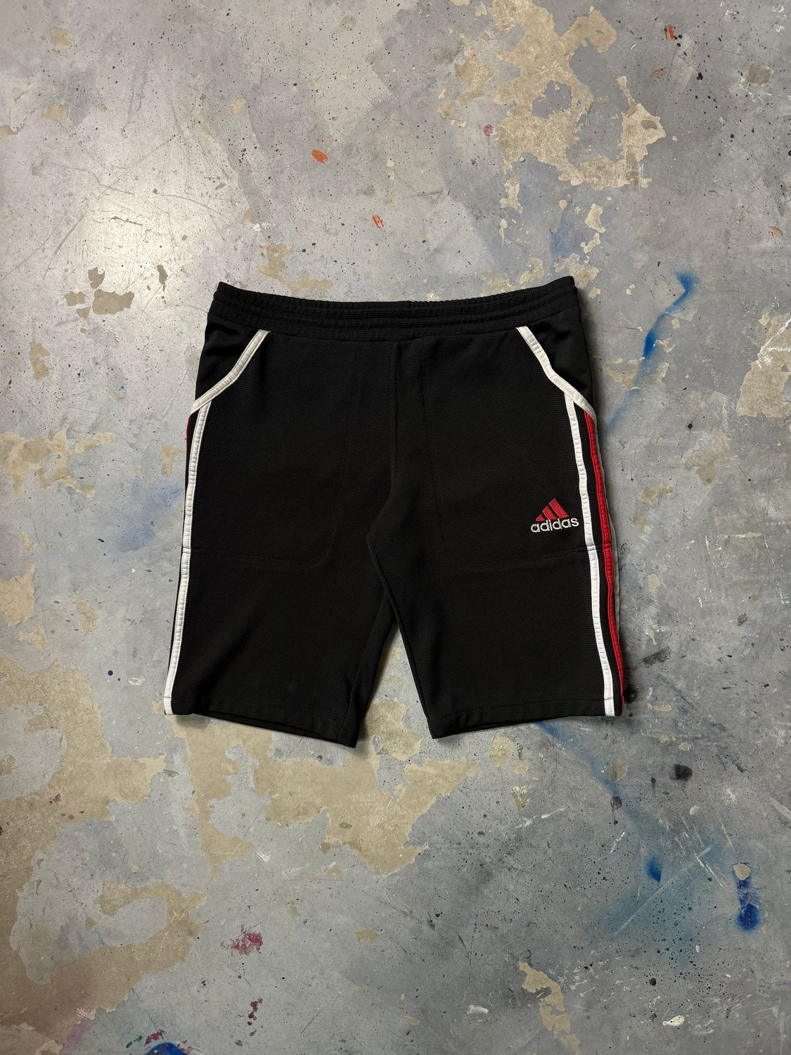 Spodnie Adidas Red/Logo Sp/Shorts Black 44-51 cm pas