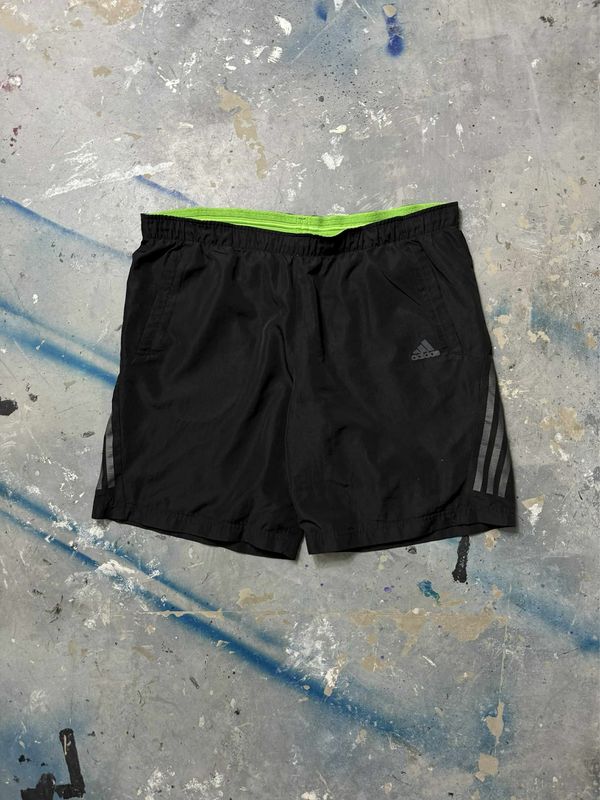 Spodnie Adidas Silver Stripes Sw/Shorts Black 52-56 cm pas