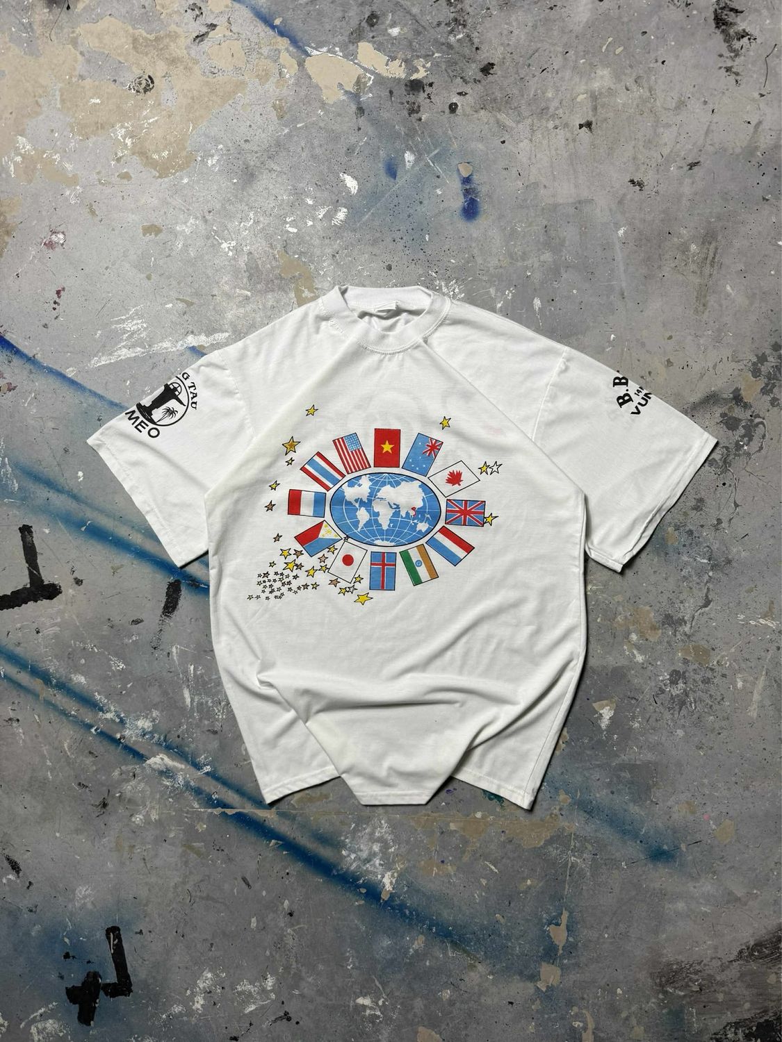 Koszulka Vung Tau Flags Tee White M