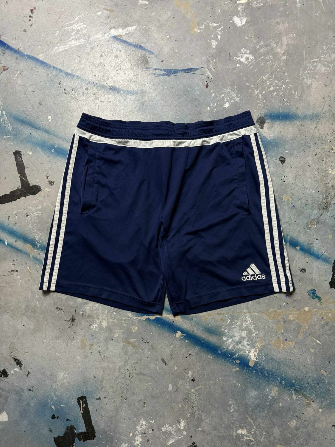 Spodnie Adidas Wh/Stripes U/Panel Sp/Shorts Navy