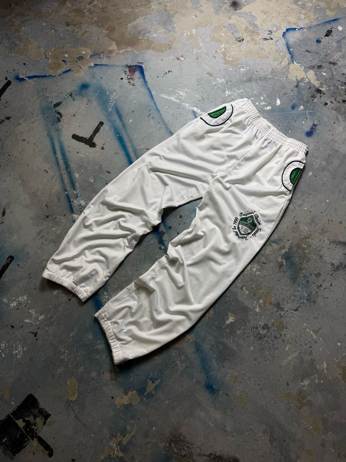 Spodnie Roca Wear Brest Sweatpants White