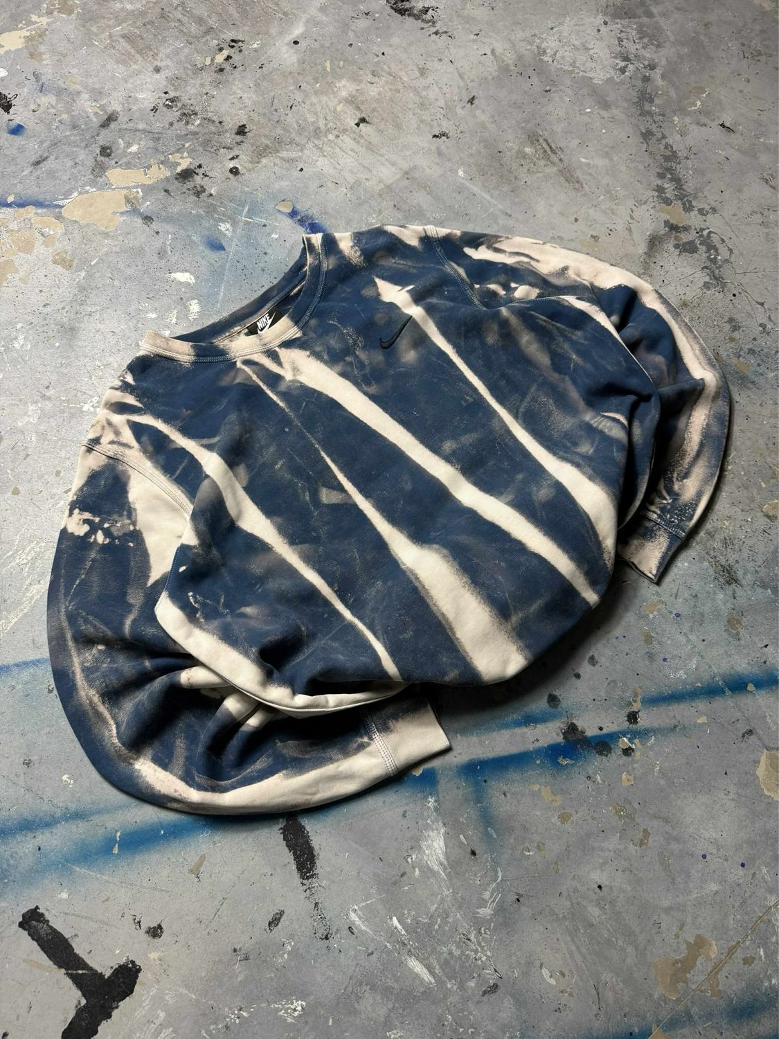 Bluza NIke Tiedye Small Logo Crewneck Blue-Beige L