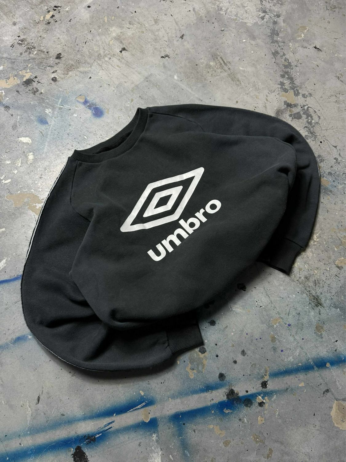 Bluza Umbro Big Logo Crewneck Grey M