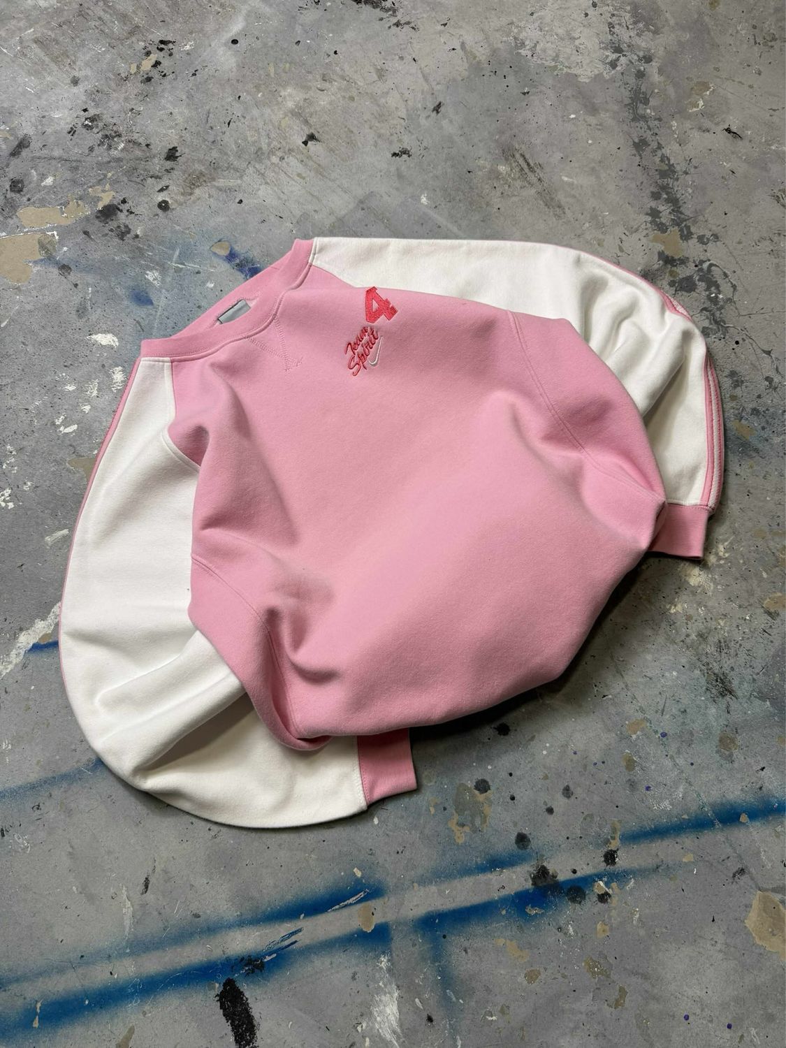 Bluza Nike 90&#39;s Crewneck Pink/White M