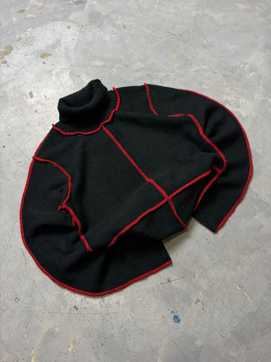 Bluza Vintage Red Stitching Sweater Black S