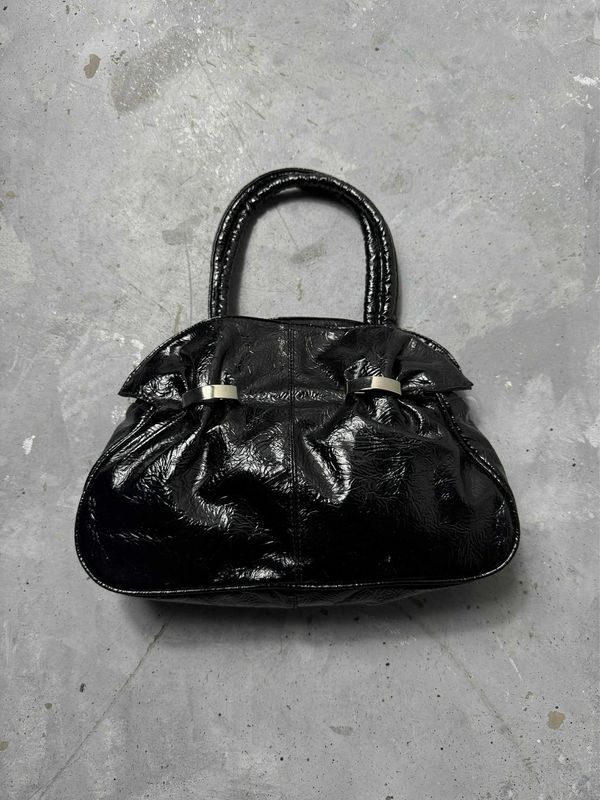 torebka Vintage Glossy Patent Bag Metallic Detailing Black 23