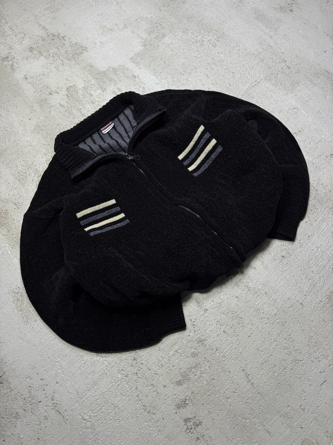 Sweter Moonstar Velour Knit Sweater Black M