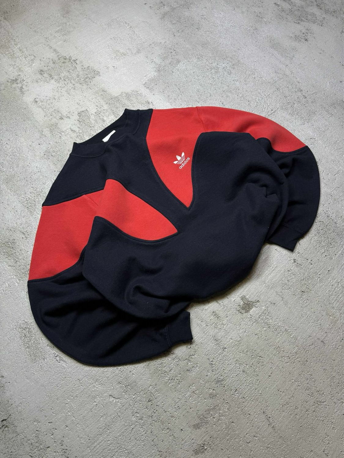 Bluza Adidas Sm-Wh/Logo Red/Panels Crewneck Black M