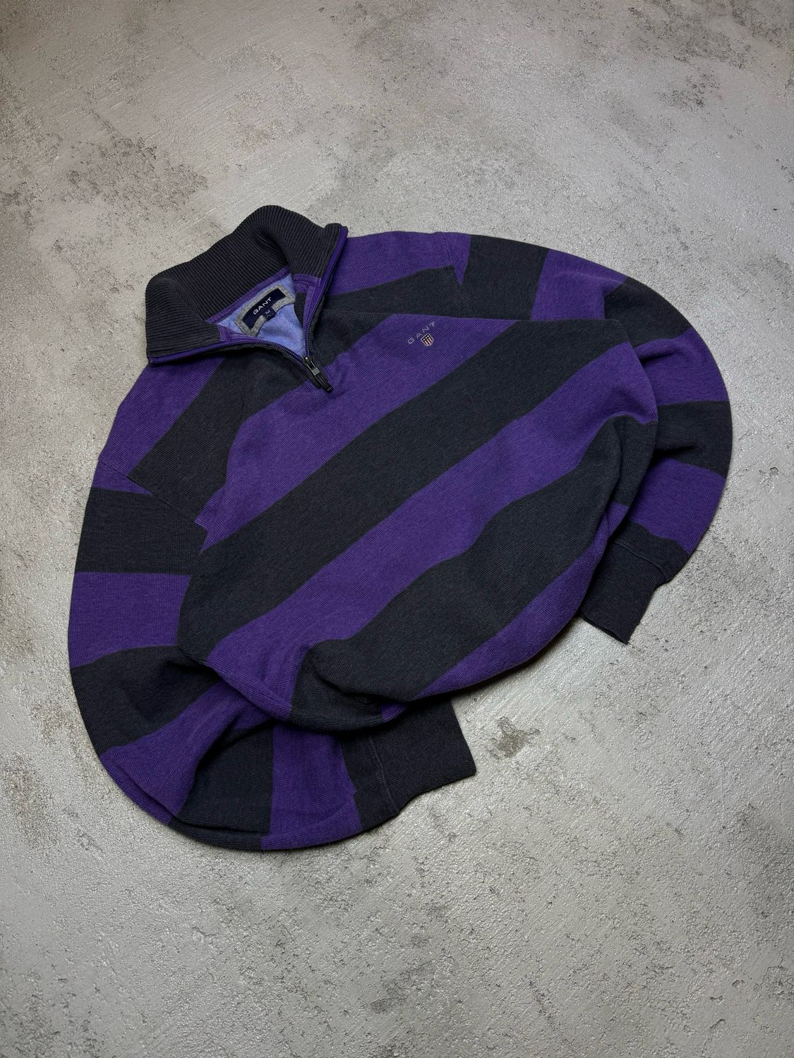Bluza Gant Logo Striped Q/Zip Sweater Black-Violet M