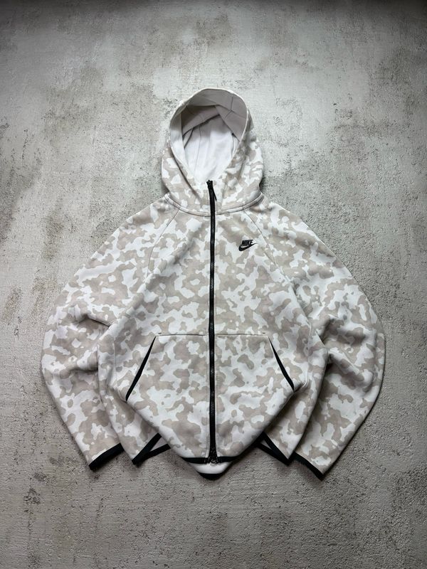 Bluza Nike Tech Fleece Desert Camo Zip Hoodie Creme M