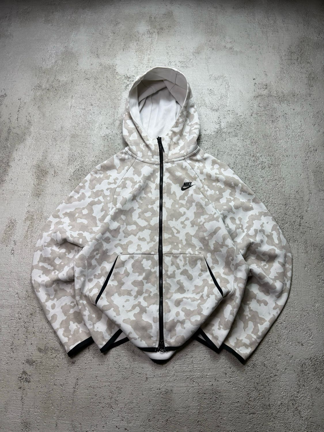 Bluza Nike Tech Fleece Desert Camo Zip Hoodie Creme M