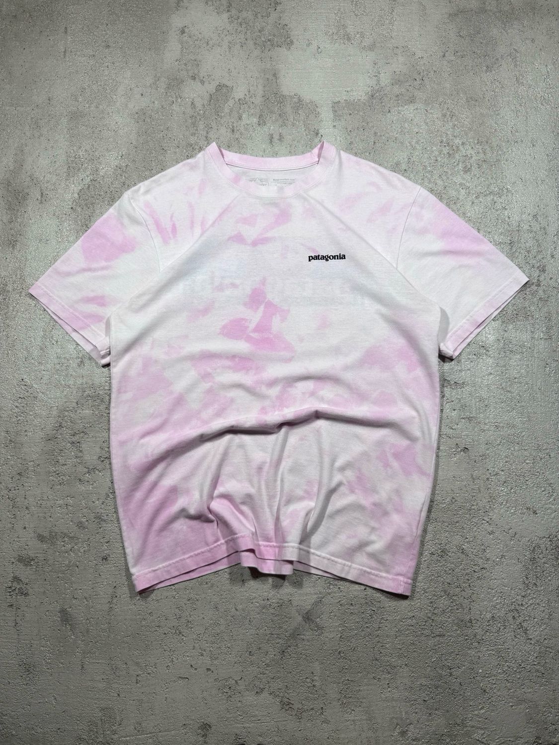 Koszulka Patagonia P-6 Logo Tee Tiedye Pink S