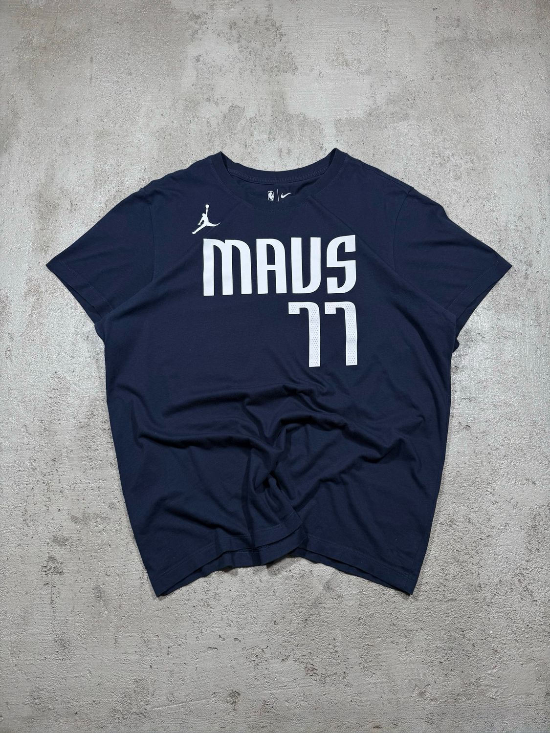 Koszulka Nike Jordan NBA Mavs 77 Doncic Tee Navy L