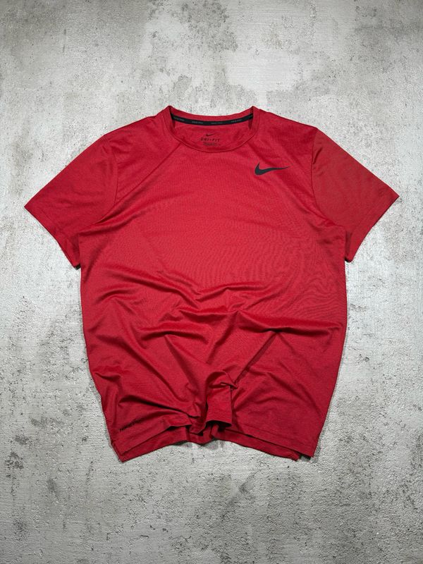 Koszulka Nike Pro Bla/Swoosh Sport Tee Red M