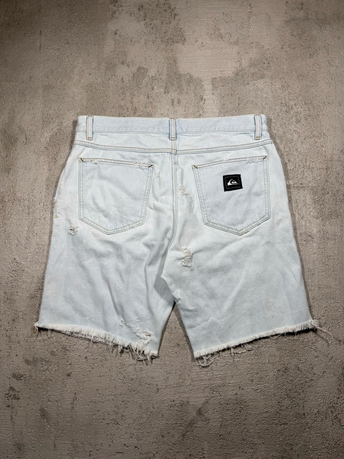 Spodnie Quiksilver Distressed Denim Shorts Light-Blue 36