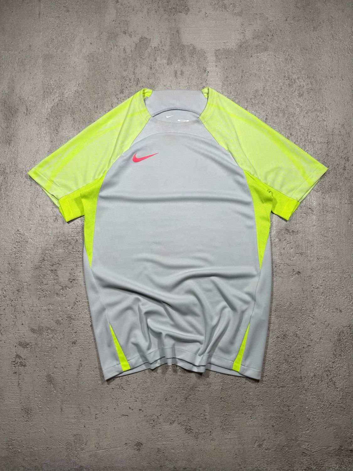 T-Shirt Nike Re/Swoosh Lim/Sleeves Gray S
