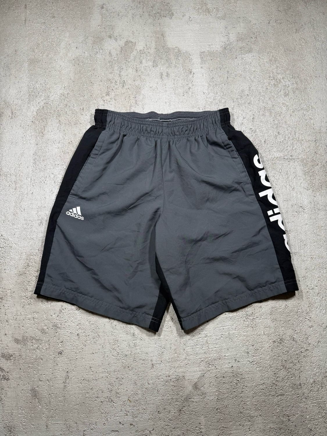 Kąpielówki Adidas Wh/Logo Bla/Back Dark-Gray S