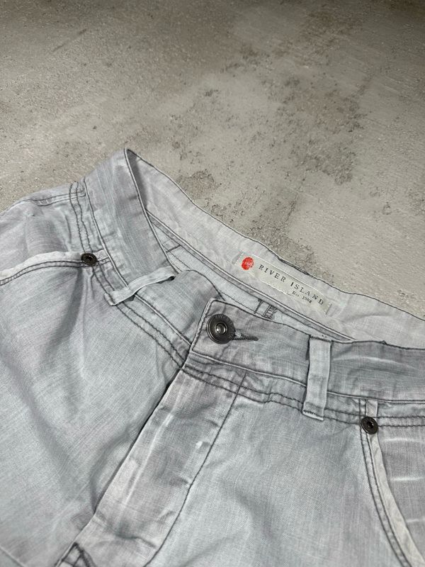 Szorty River Island Pockets Light-Gray 30