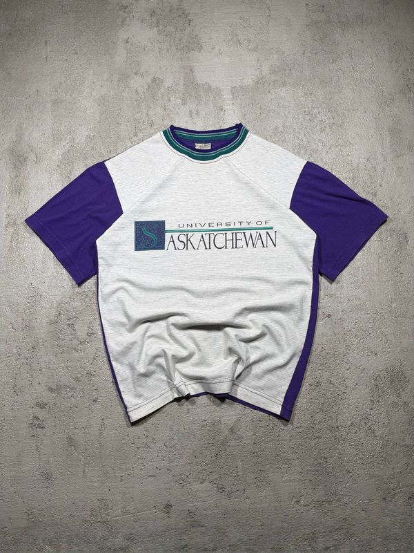 T-Shirt University of Askatchewan White/Purple M