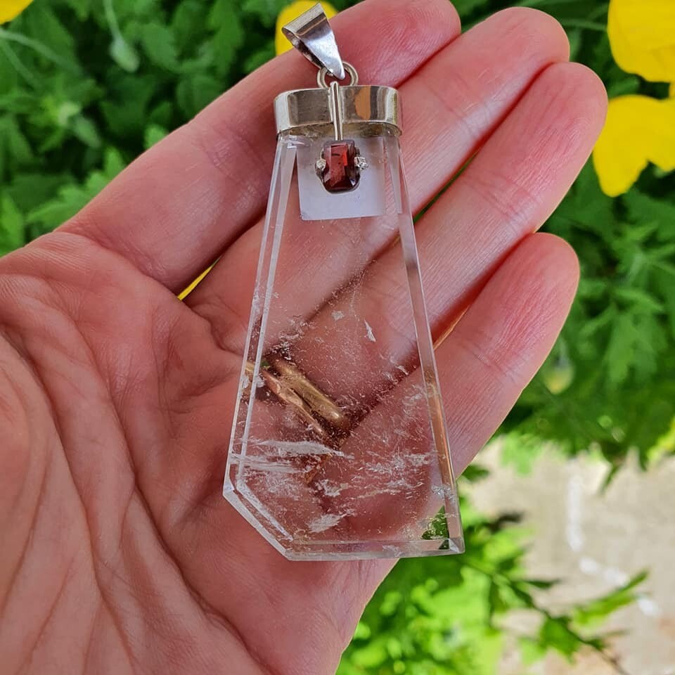 Clear Quartz with Garnet Pendant Clear Quartz with Garnet Pendant