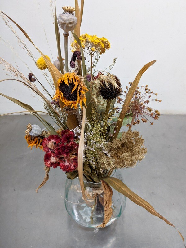 Strauss mit Sonnenblume