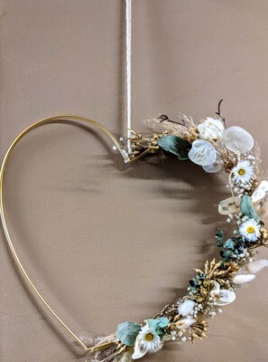 Herz Boho Stil mit Eukalyptus