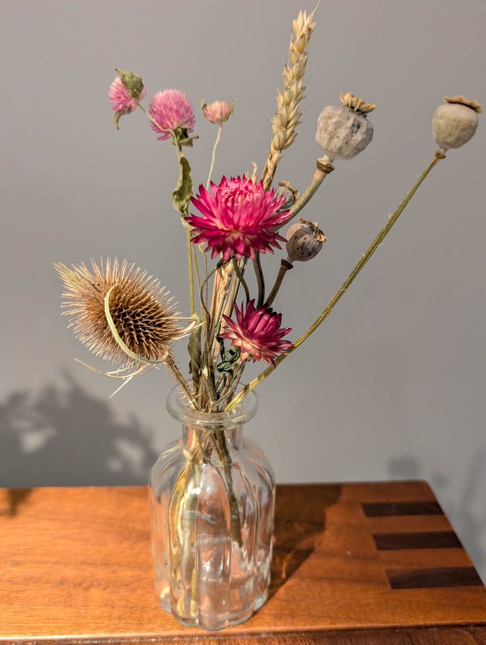 Strauss mit Schweizer Trockenblumen