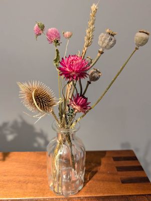 Strauss mit Schweizer Trockenblumen