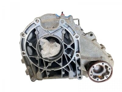 RANGE ROVER SPORT (L494) (04/13-) 3.0D / LR050773 transfer case 110 000km