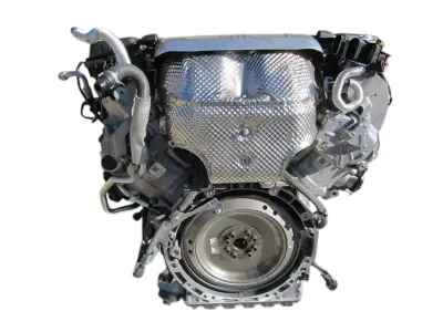 177.980 dzinējs pilns Mercedes C63 AMG W205 V8 4.0 510 Hp