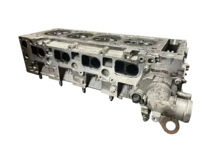 A6460101420 cylinderhuvud Mercedes Sprinter 906 2.1 CDi 110kw
