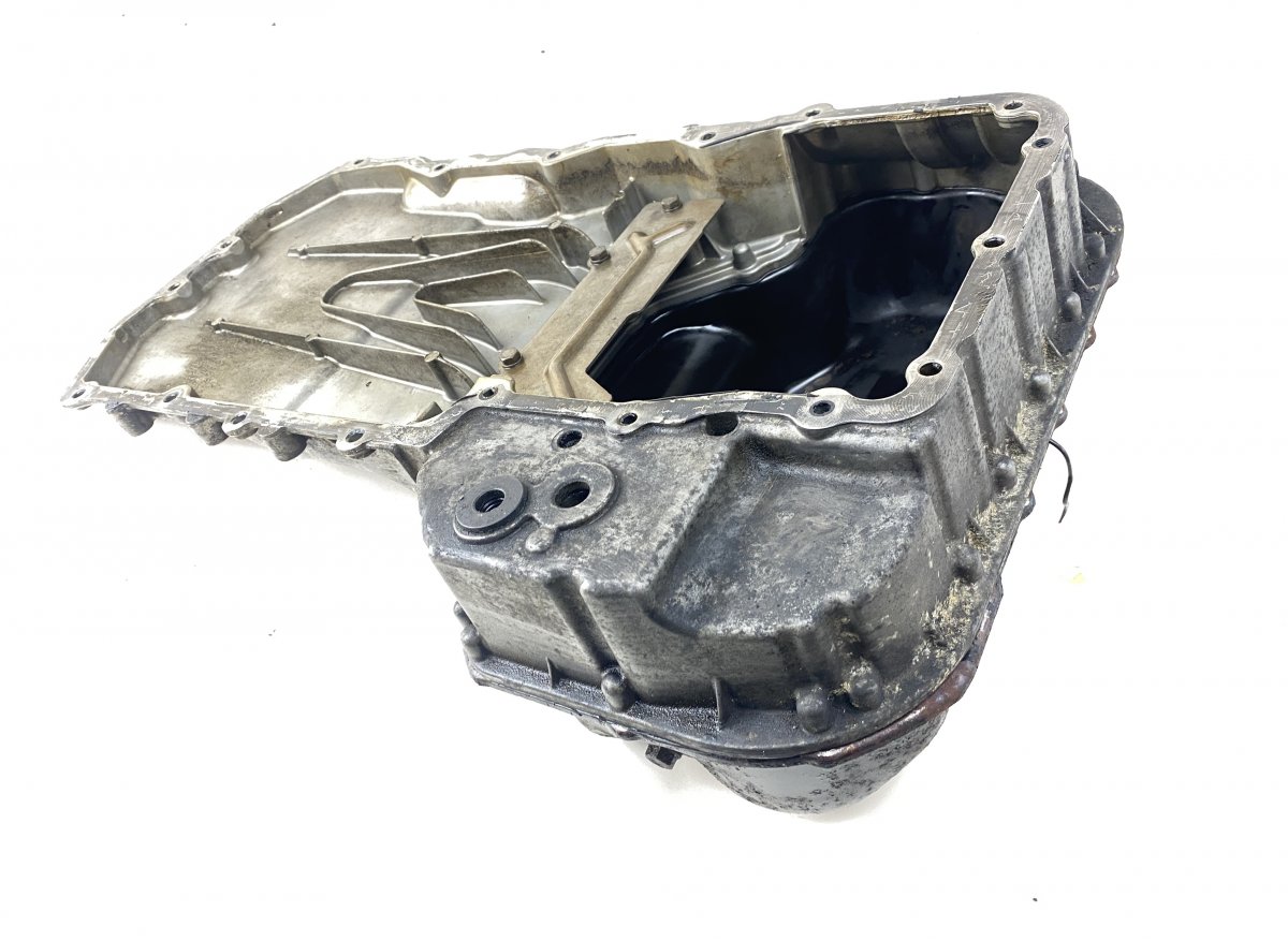 Mercedes-Benz C (W203) Oil Sump/ pan A1560100827 A1560100628 Oil Sump/ pan MERCEDES-...