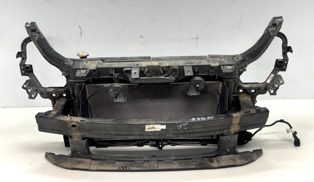 Kia Optima (TF) 641012T000 253103R500 976063R000 865302T050 865712T000 Front panel KIA OPTIMA III (TF) (2010-2015) Part codes: 641012T000, 253103R500, 976063R000,...