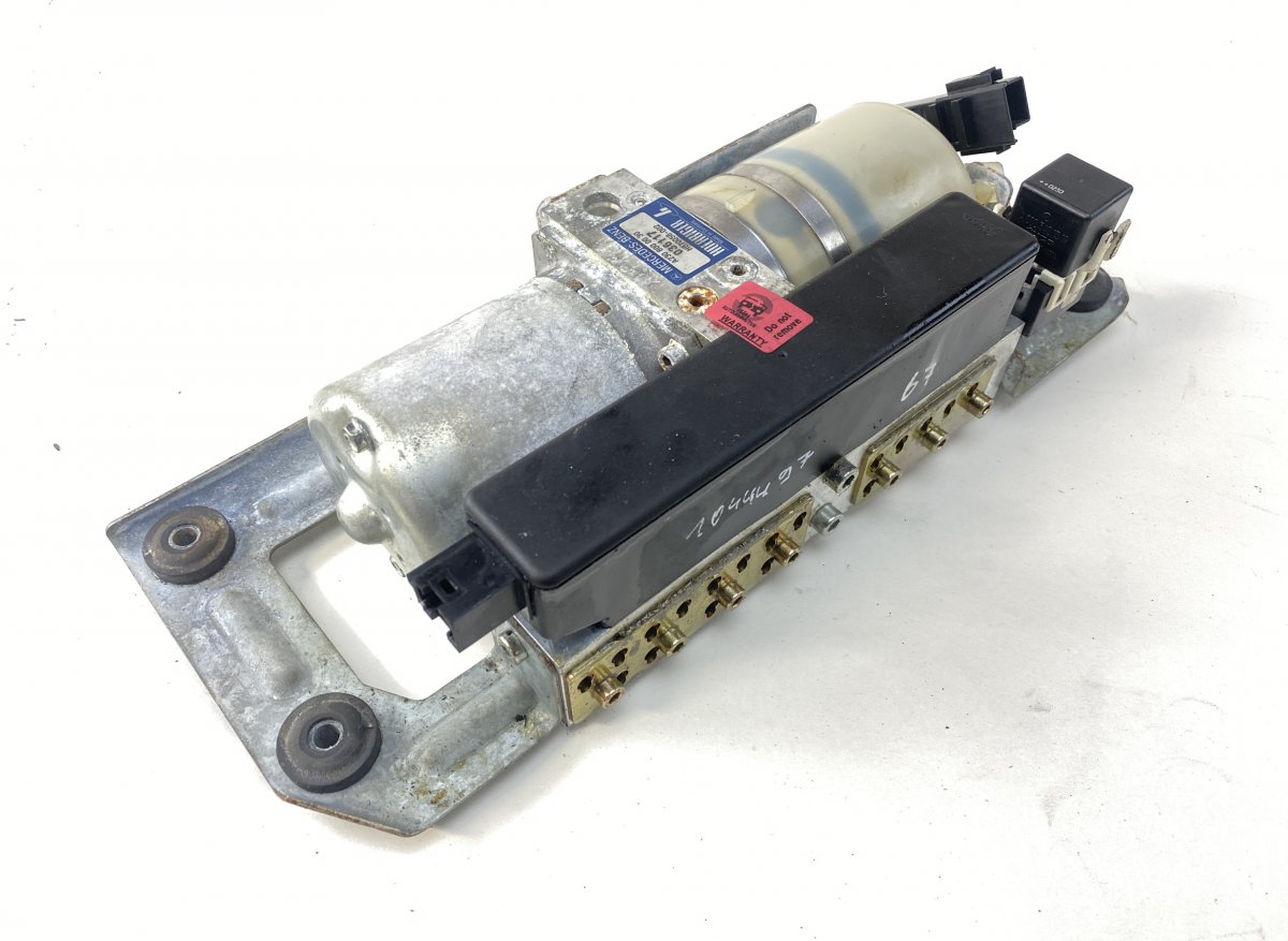 Mercedes-Benz A (W168) Convertible Top motor HB70058-002 HB70058002 Convertible Top motor ME...