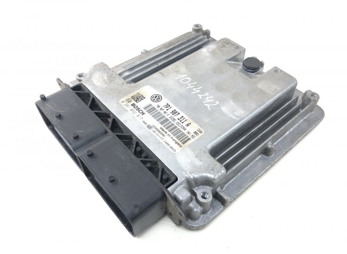 Volkswagen Touareg 0281032817 Engine Control Unit / module (ECU) VW TOUAREG II (7P) (2010-2018) Part codes: 281032817, 7P1907311A, 7P0907401K
G...